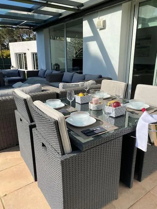 فيلا Casa Y Loft Minimalista, Jardin Y Parking Privado خيرونا فيلة