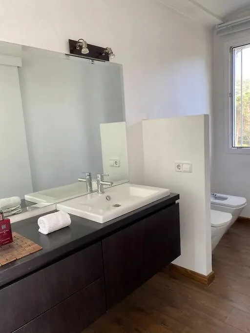 Casa Y Loft Minimalista, Jardin Y Parking Privado Villa Girona Spain