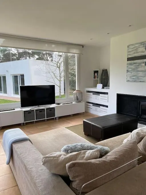 Casa Y Loft Minimalista, Jardin Y Parking Privado Villa Girona 0*,  Spain