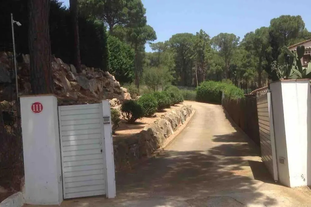 Casa Y Loft Minimalista, Jardin Y Parking Privado Villa Girona Spain