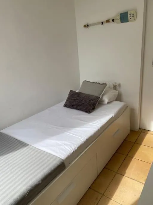 Casa Y Loft Minimalista, Jardin Y Parking Privado Villa Girona 0*,