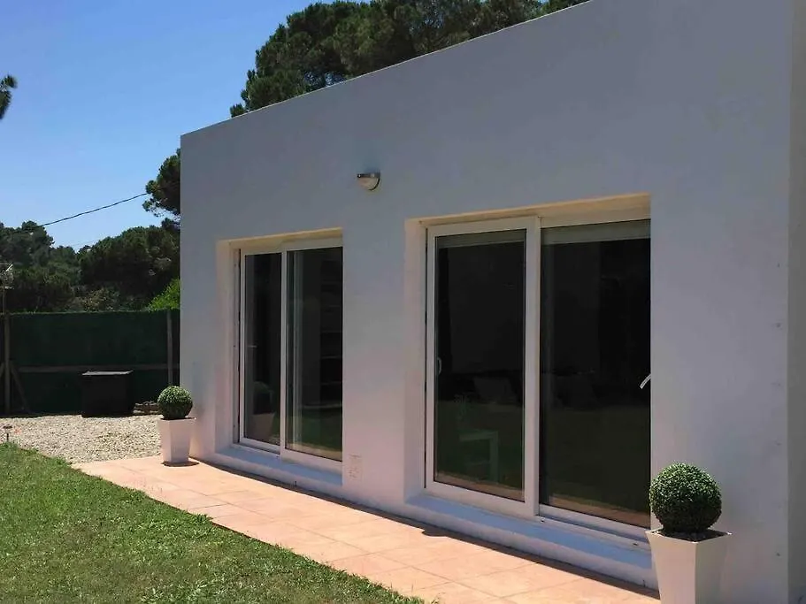 Casa Y Loft Minimalista, Jardin Y Parking Privado Villa Girona