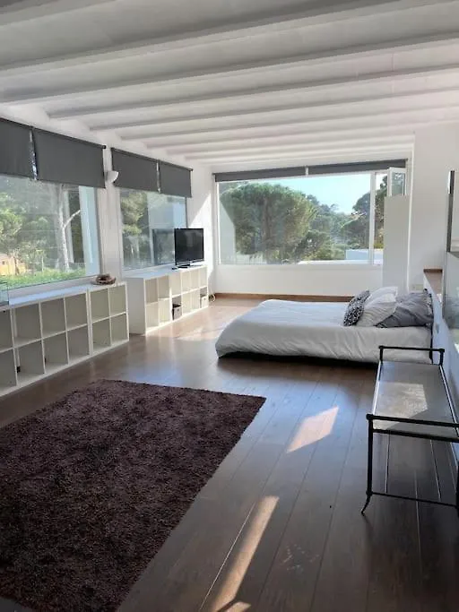 Casa Y Loft Minimalista, Jardin Y Parking Privado Villa Girona
