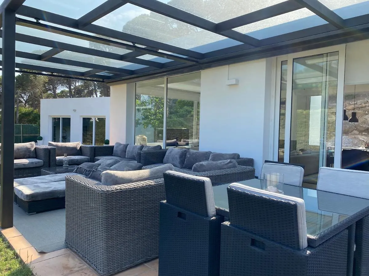 Vila Casa Y Loft Minimalista, Jardin Y Parking Privado Girona